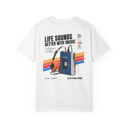 Vintage 1980s Cassete Player Retro Graphic T-Shirt
