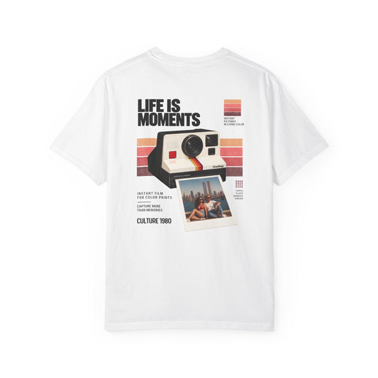 Vintage 1980s Instant Camera Retro Graphic T-Shirt