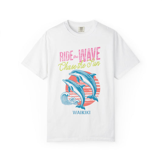 Waikiki Hawaii Surfing Dolphins Graphic T-Shirt