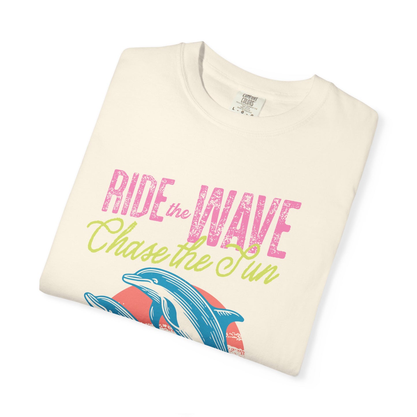 Waikiki Hawaii Surfing Dolphins Graphic T-Shirt